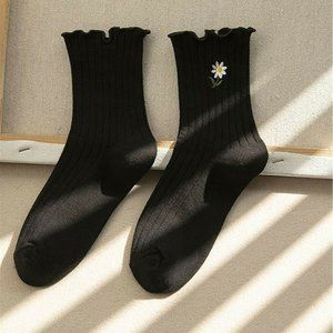 1 Pair Women Cotton Middle Tube Socks Lace Flower